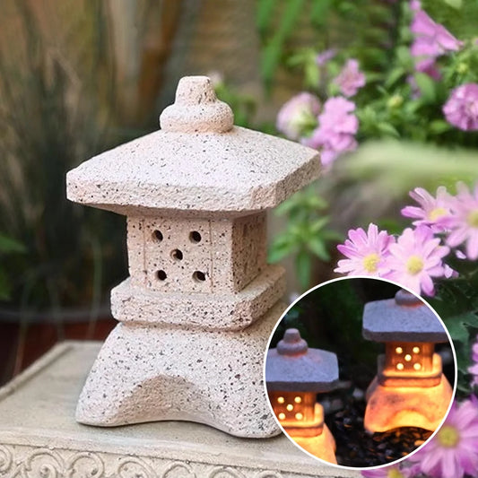 Outdoor Pagoda Garden Statue, Solar Statue Garden Decoration, Outdoor Garden Lantern, Led Garden Lights with Simulated Pagoda